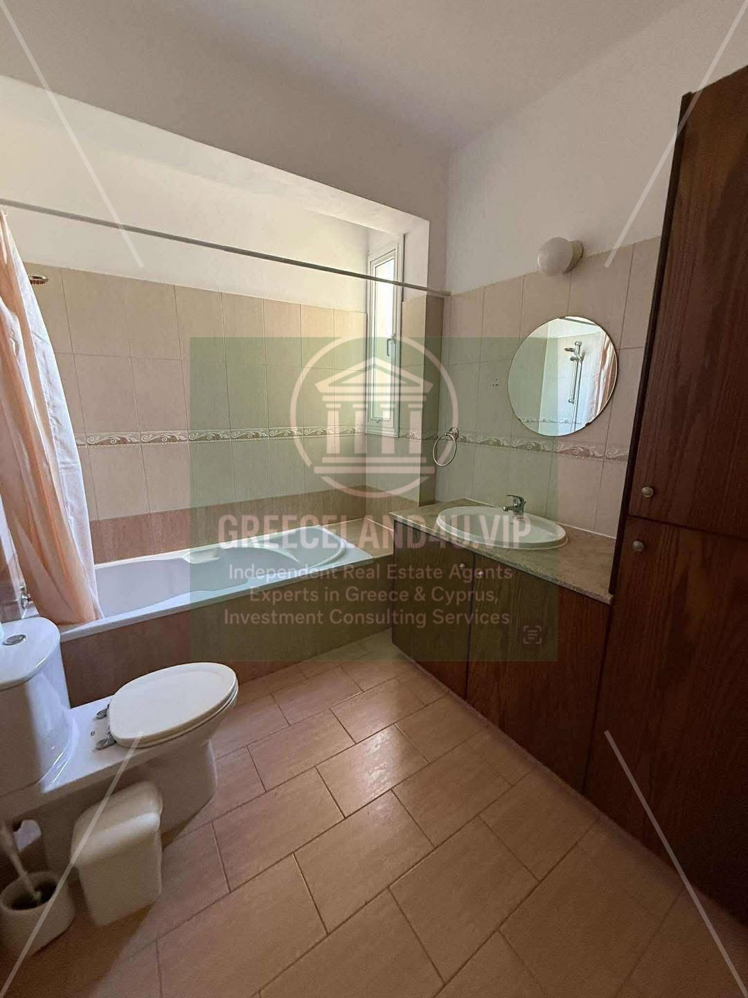 • 2 Bedrooms | 1 Bathroom