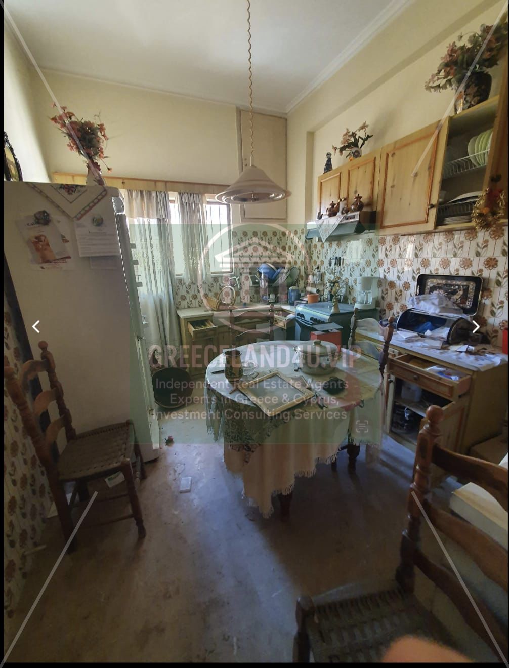 📍 Location: Dafni – only a 5-minute walk from the central metro station and 4 stops from Syntagma Square