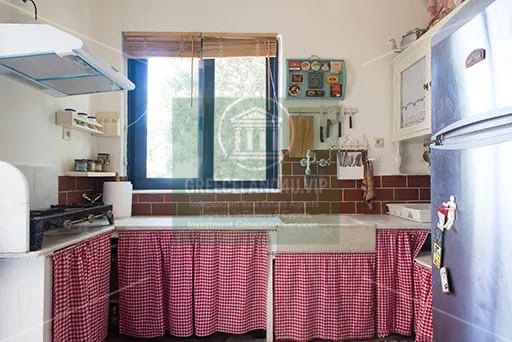 🚗 Parking | 🗄 Storage | 🌿 Veranda | 🌅 View | ❄ Air Condition