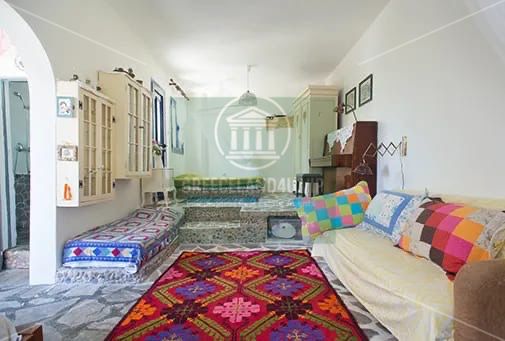 🚗 Parking | 🗄 Storage | 🌿 Veranda | 🌅 View | ❄ Air Condition