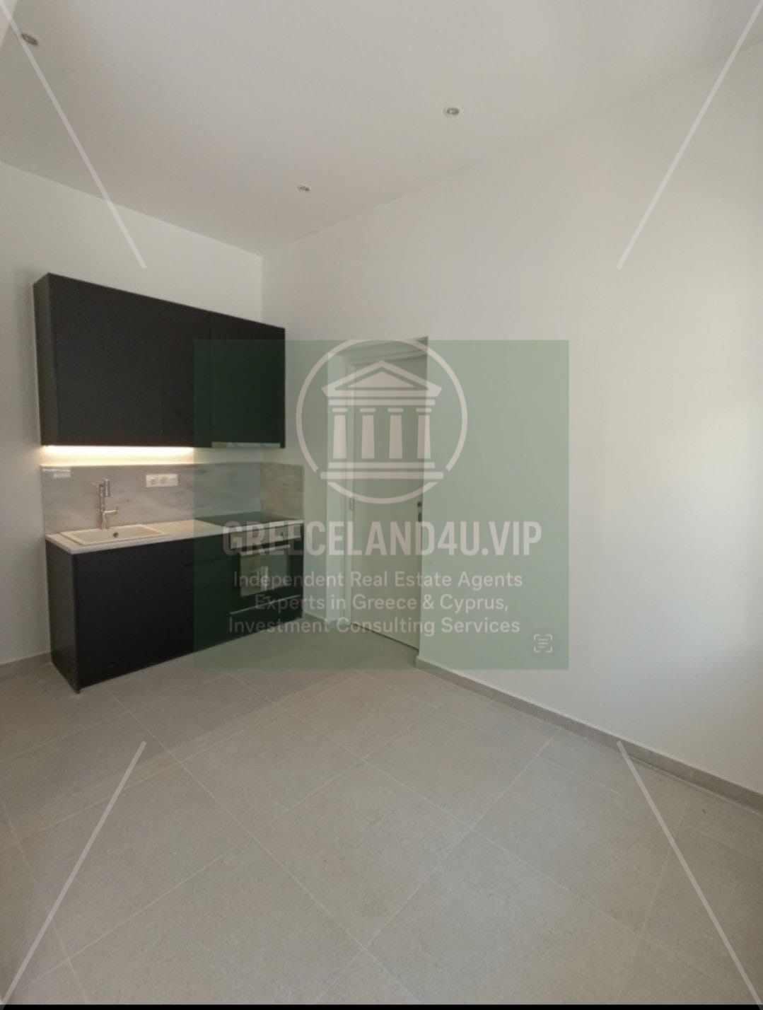 📐 Built Area: 236 sqm | Plot: 122 sqm