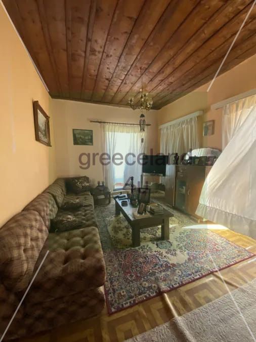 Charming 154 m² **detached house** on a 783 m² plot in the heart of the village