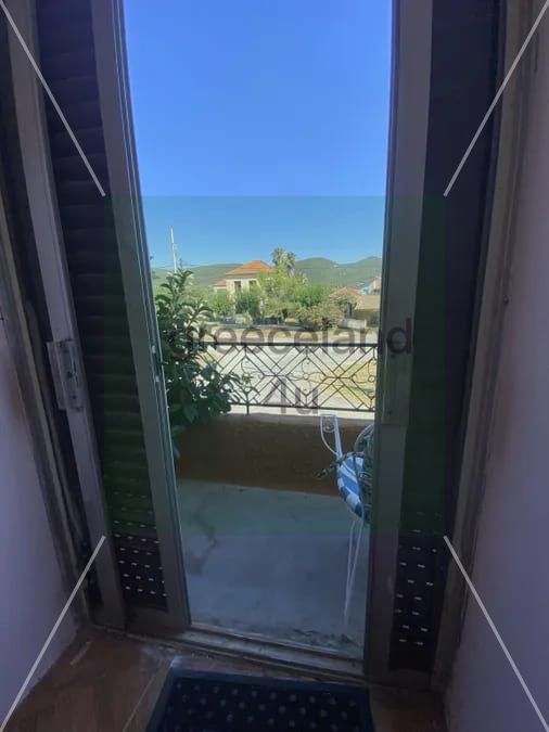 Charming 154 m² **detached house** on a 783 m² plot in the heart of the village