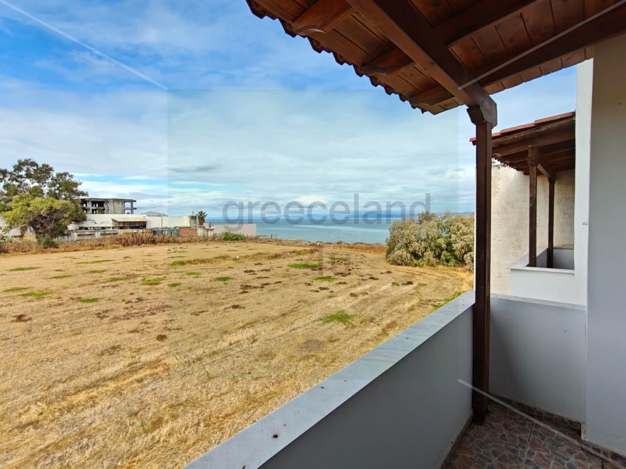 📍 Steps from the beach in beautiful Loutraki / Lechaio