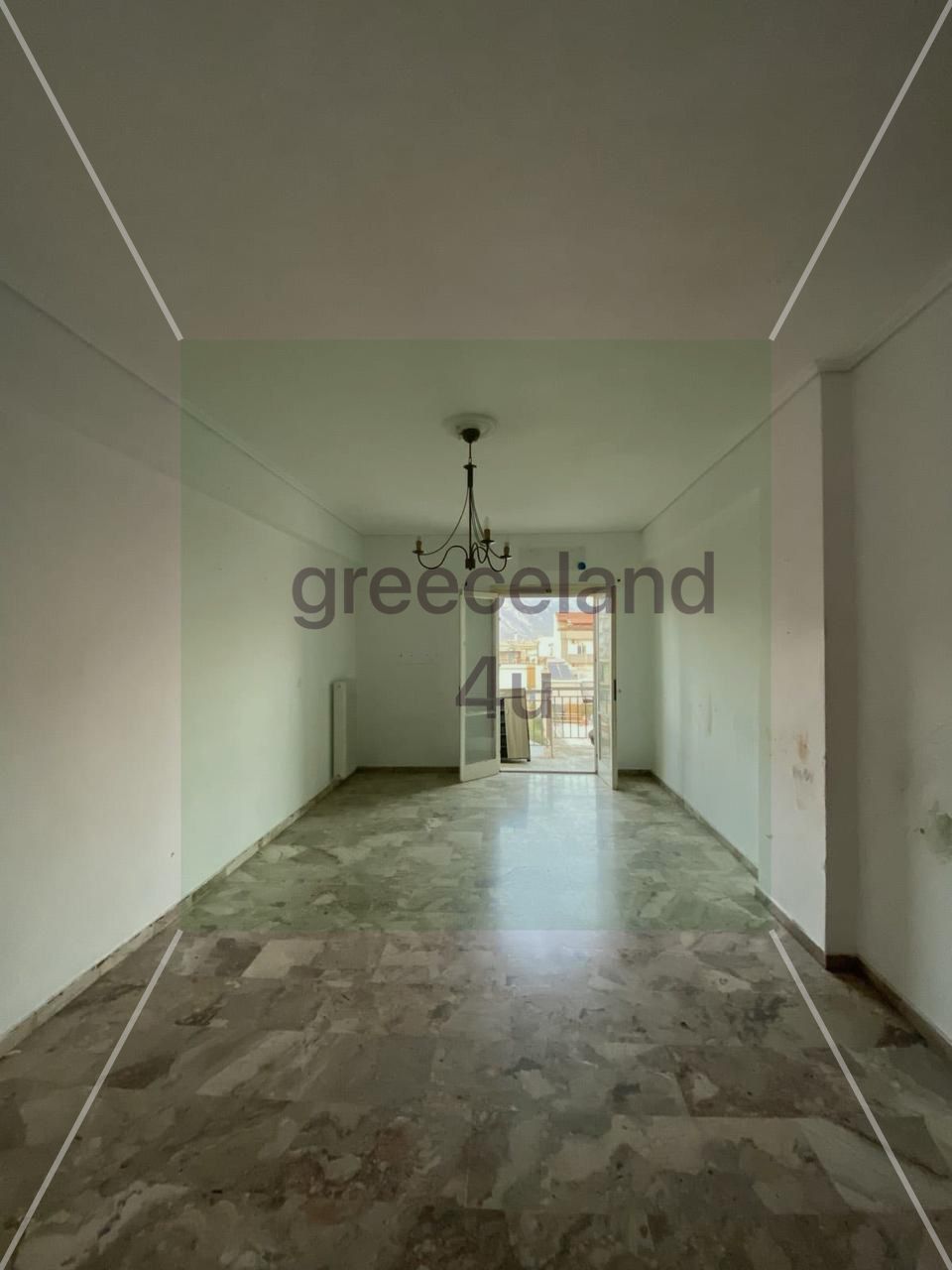 🏠 Apartment 58 sq.m. in the heart of Corinth