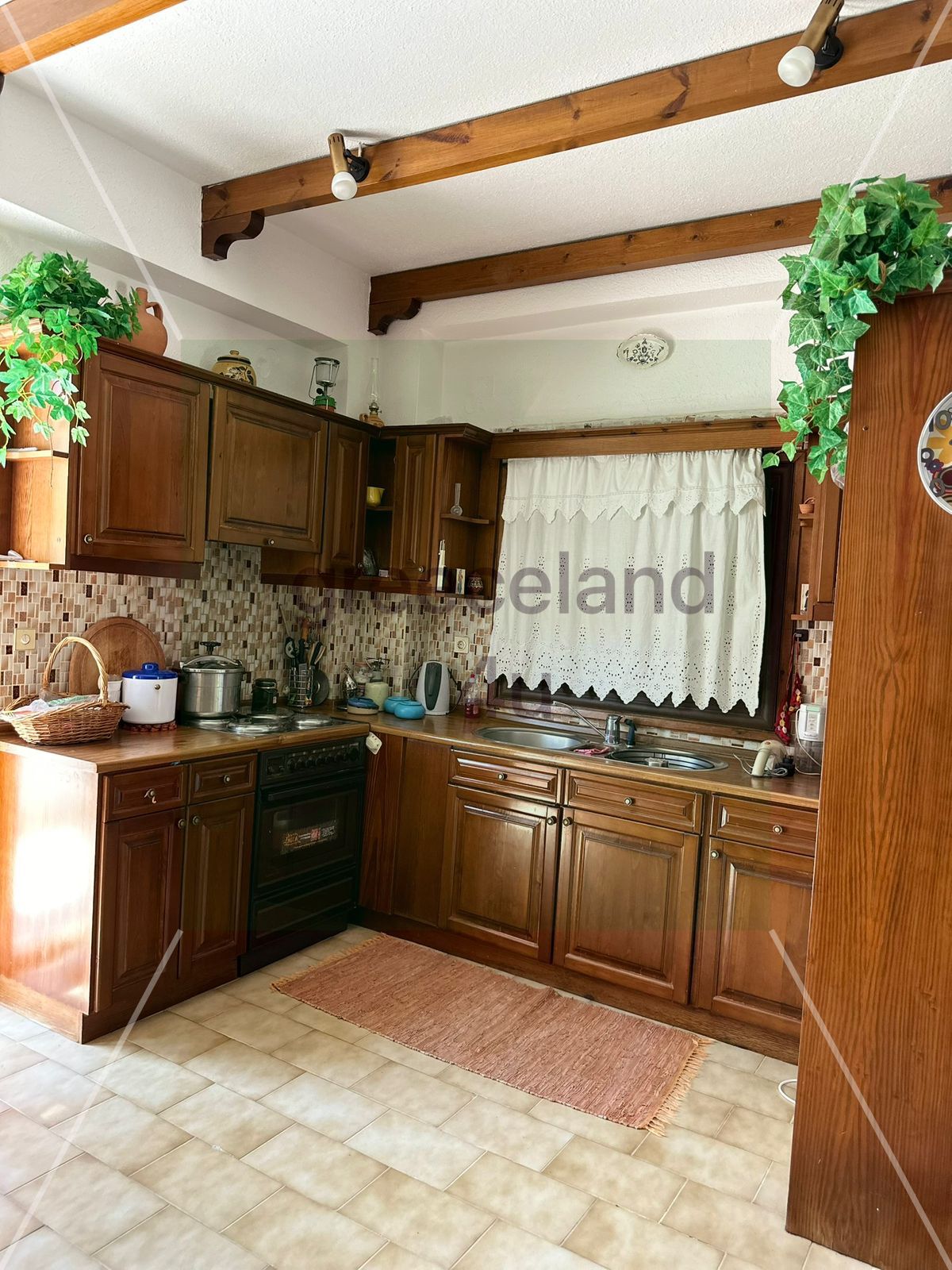 🏡 120 sq.m built on a 3,000 sq.m plot