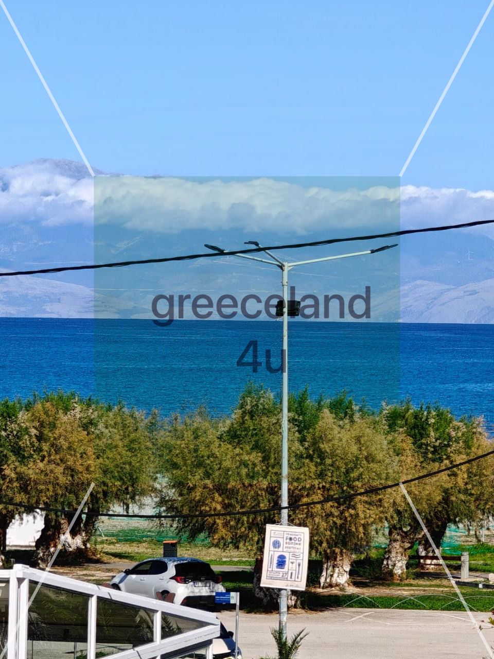 – Sea view veranda (1st floor elevator)