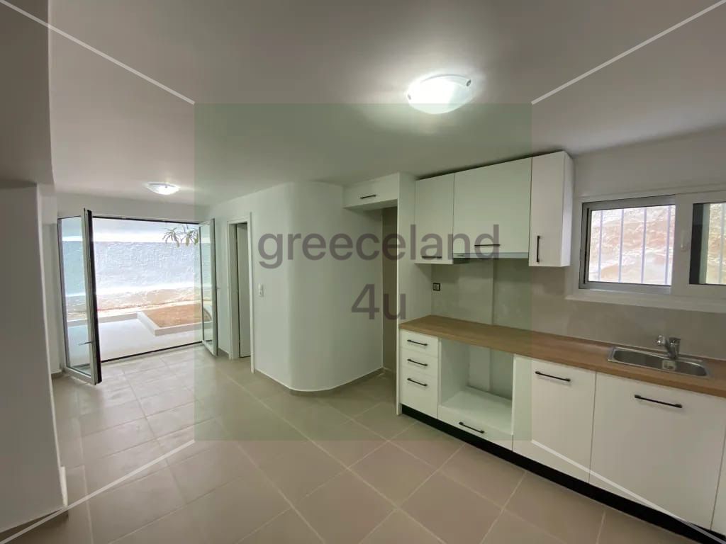 ✨ Ground-floor renovated 47 sq.m apartment with private garden, just 450m from the sea!