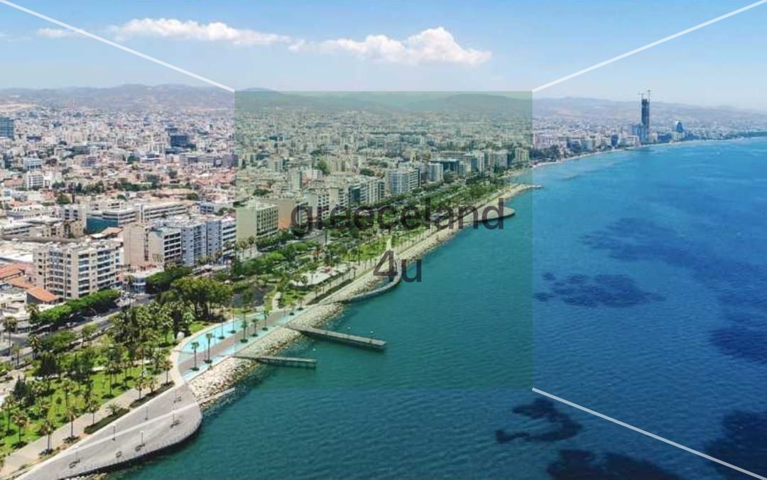 ✨ Fully renovated 1-bedroom apartment (42 sqm) just steps from the beach!