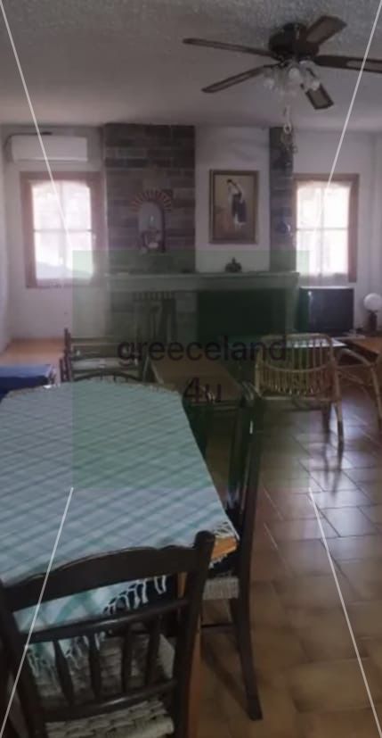 Just **200m from the sea*