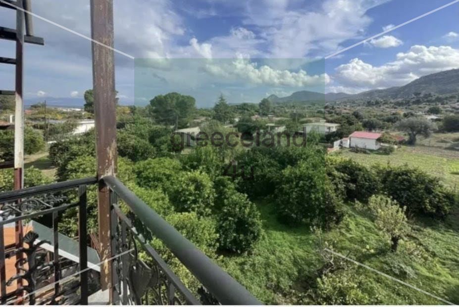 Just **200m from the sea*