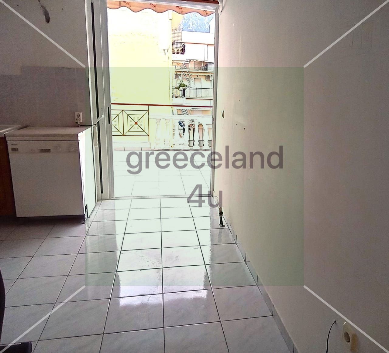 54 sq m penthouse apartment on the first line to the sea, with a huge 35 sq m balcony and