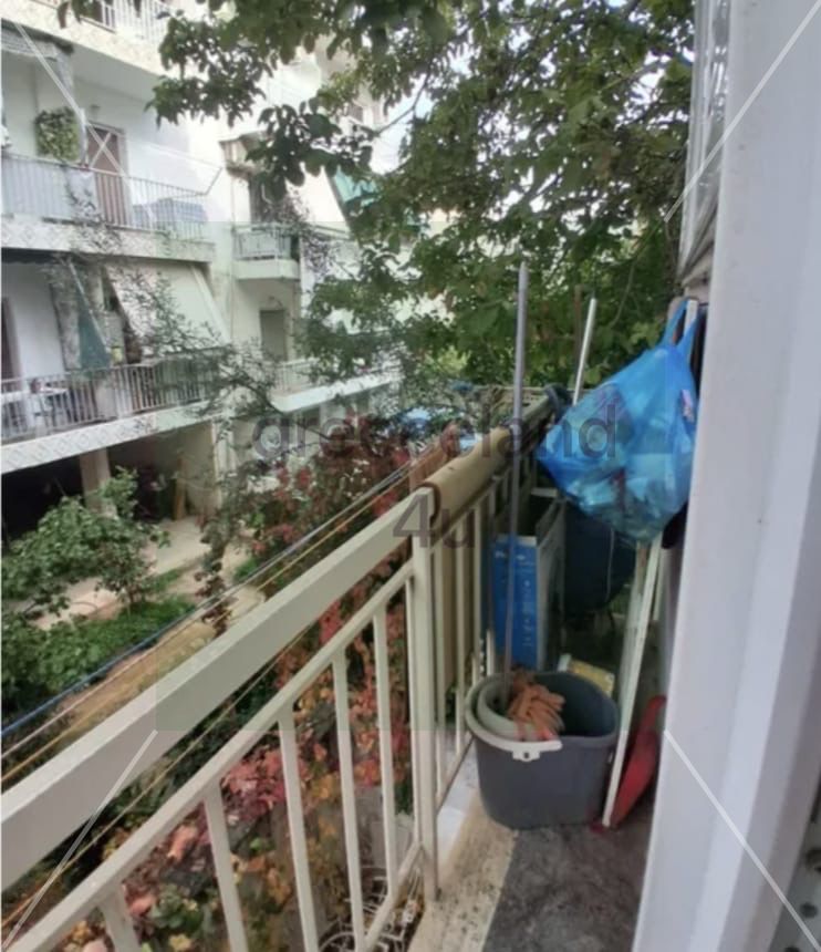 📐 Size: 50 sqm + balcony | 🛏️ 1 bedroom | 🛁 1 bathroom, needs renovation