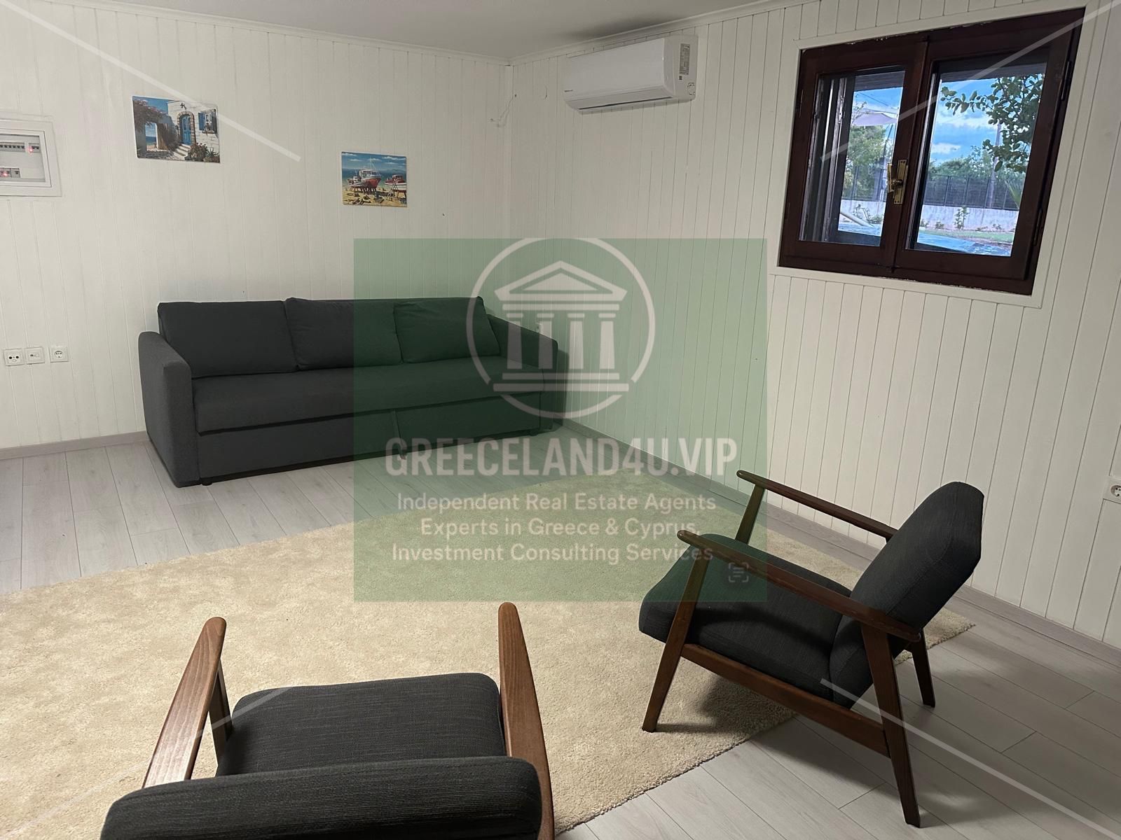 Location: Stunning Evia, absolute First Line to the sea.