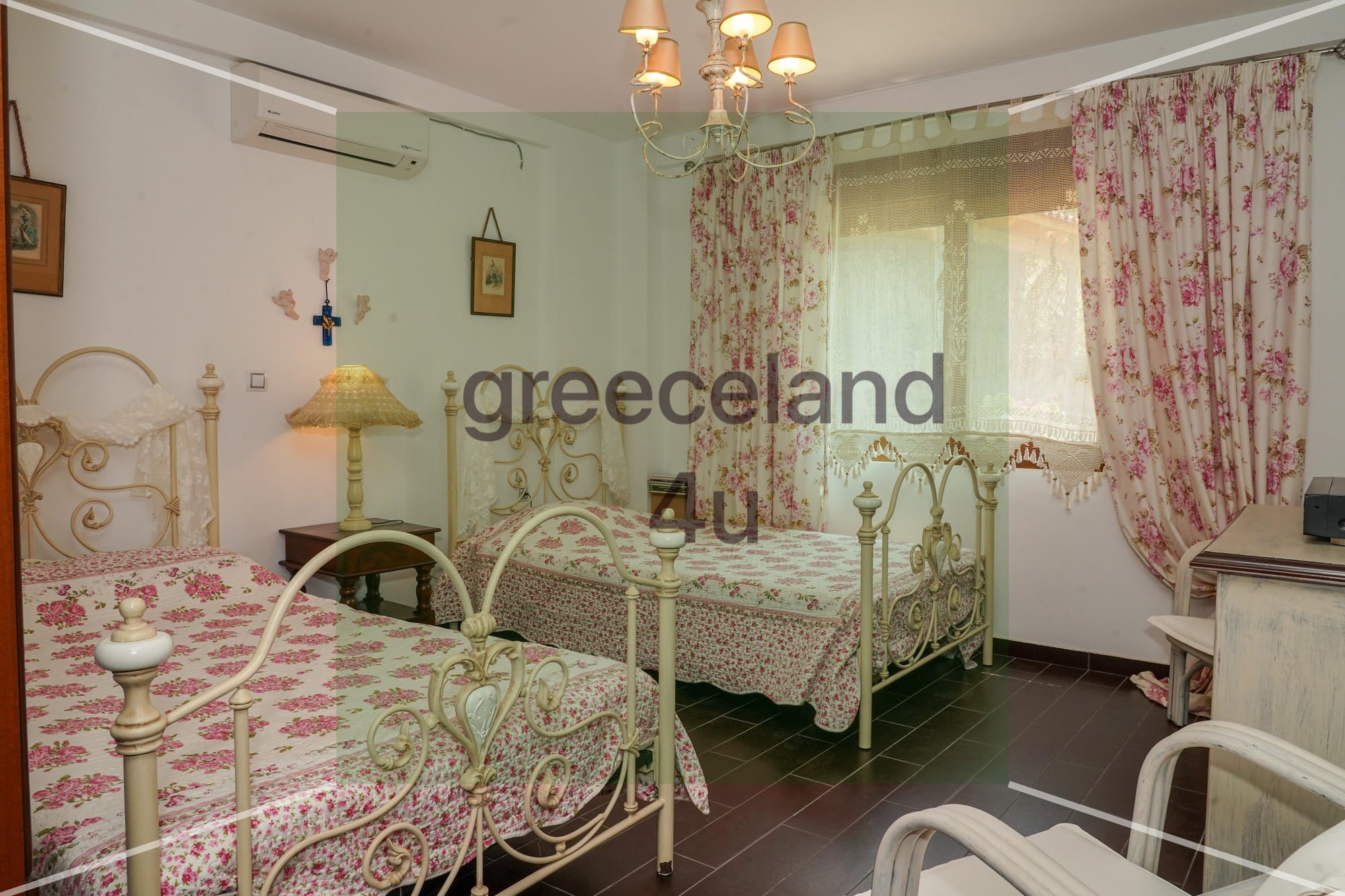 Located on a private 4,000 m² plot with stunning panoramic sea views