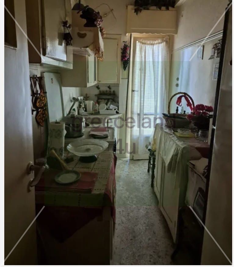 π 60 sq.m | 1st floor | Elevator