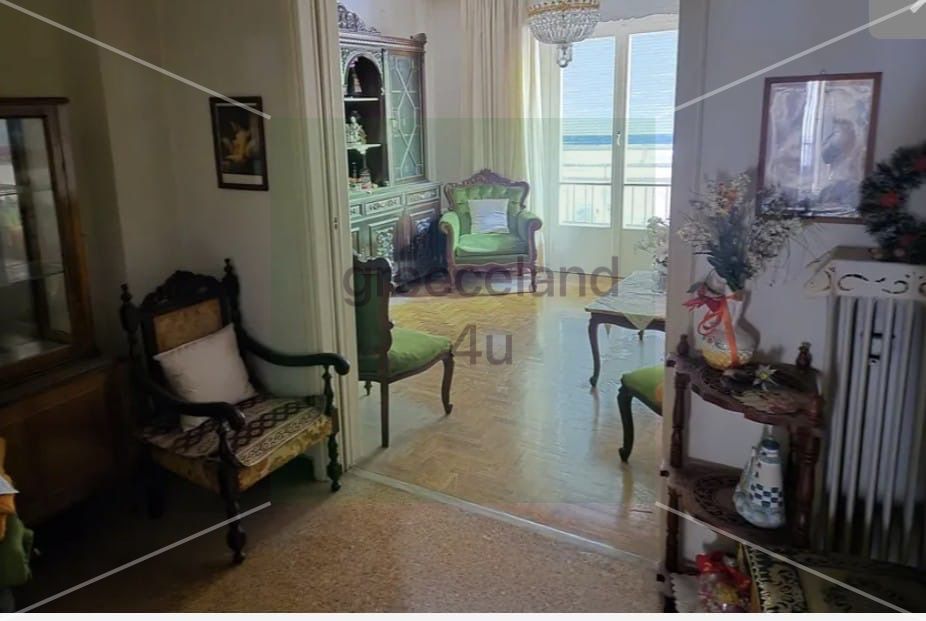 π 60 sq.m | 1st floor | Elevator