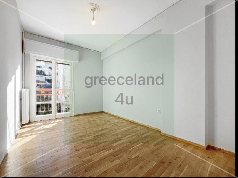 📐 Size: 112 sqm | 4th floor with elevator