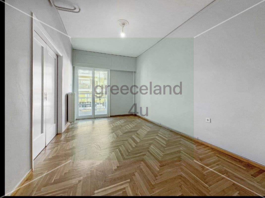 📐 Size: 112 sqm | 4th floor with elevator