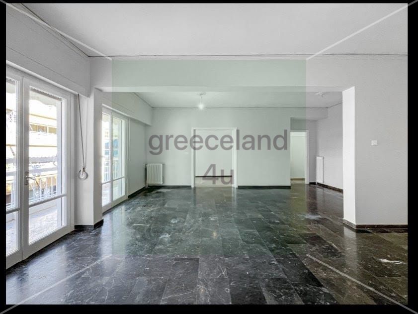 📐 Size: 112 sqm | 4th floor with elevator