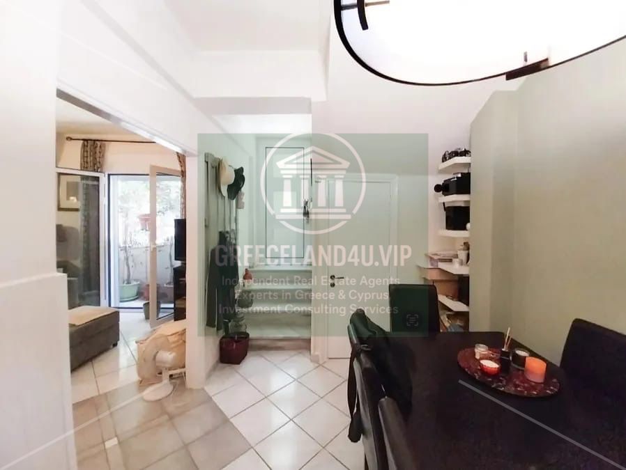 Bright living area, spacious bedroom, storage room.