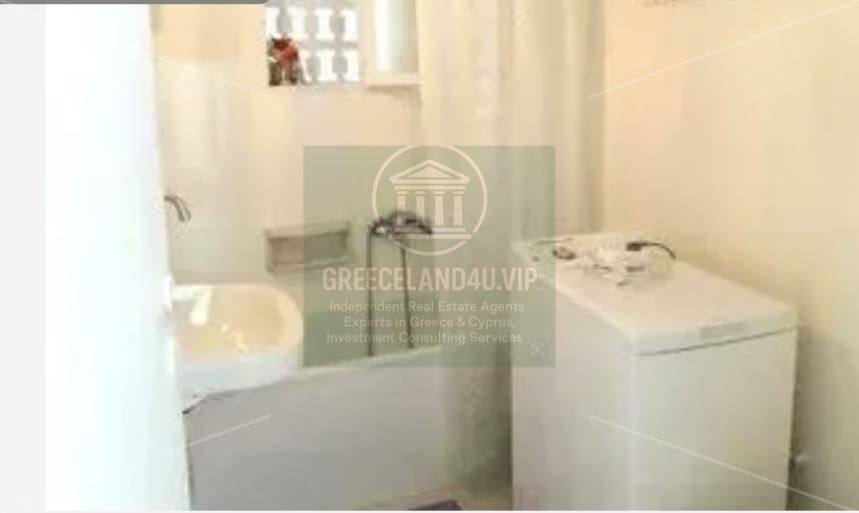 📍 Location: Konitsis Street – only a 5-minute walk from Attiki Metro Station and Larissa Station.