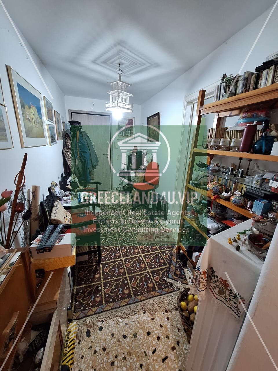 📍 Prime location – short walk to Ambelokipi Metro, parks, Lycabettus Hill, shops, cafes, and public transport