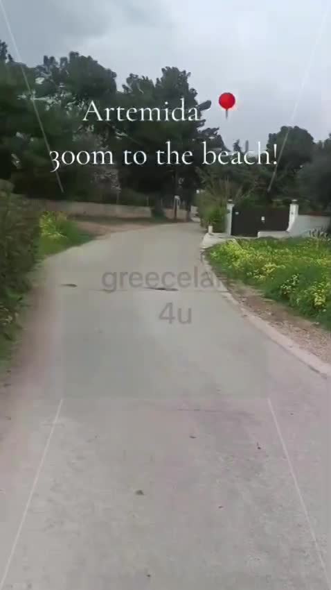 80 sq.m. on a 380 sq.m. plot,  only 300 meters from the beach ⛱️.             