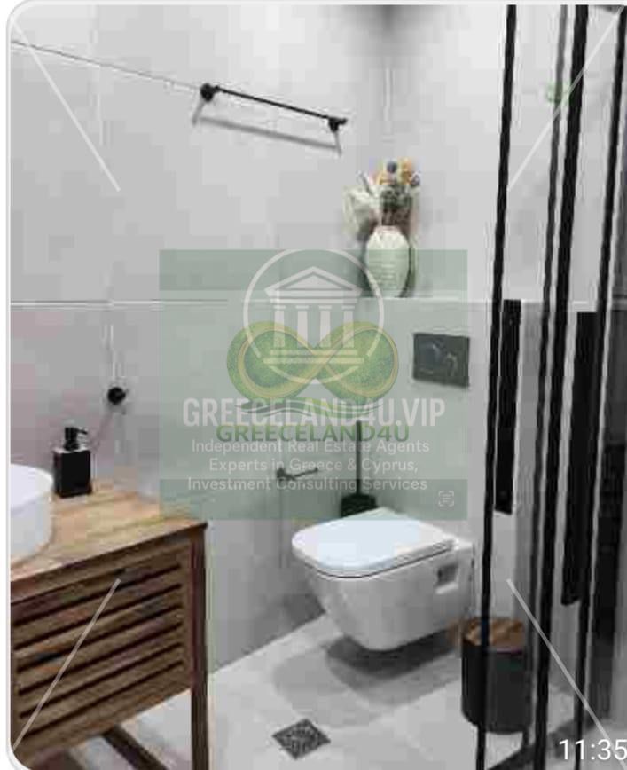 Luxury renovated apartment with active Airbnb license + stable income