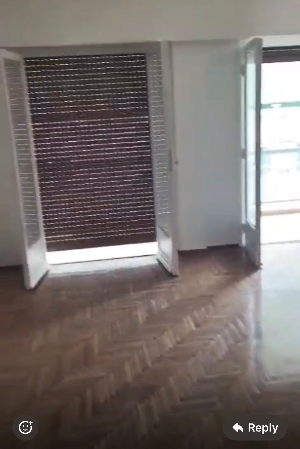 • 5th floor with elevator