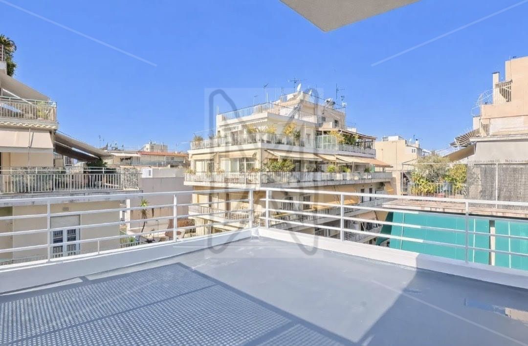 Excellent location – 7 minutes walk from Agios Ioannis metro station,