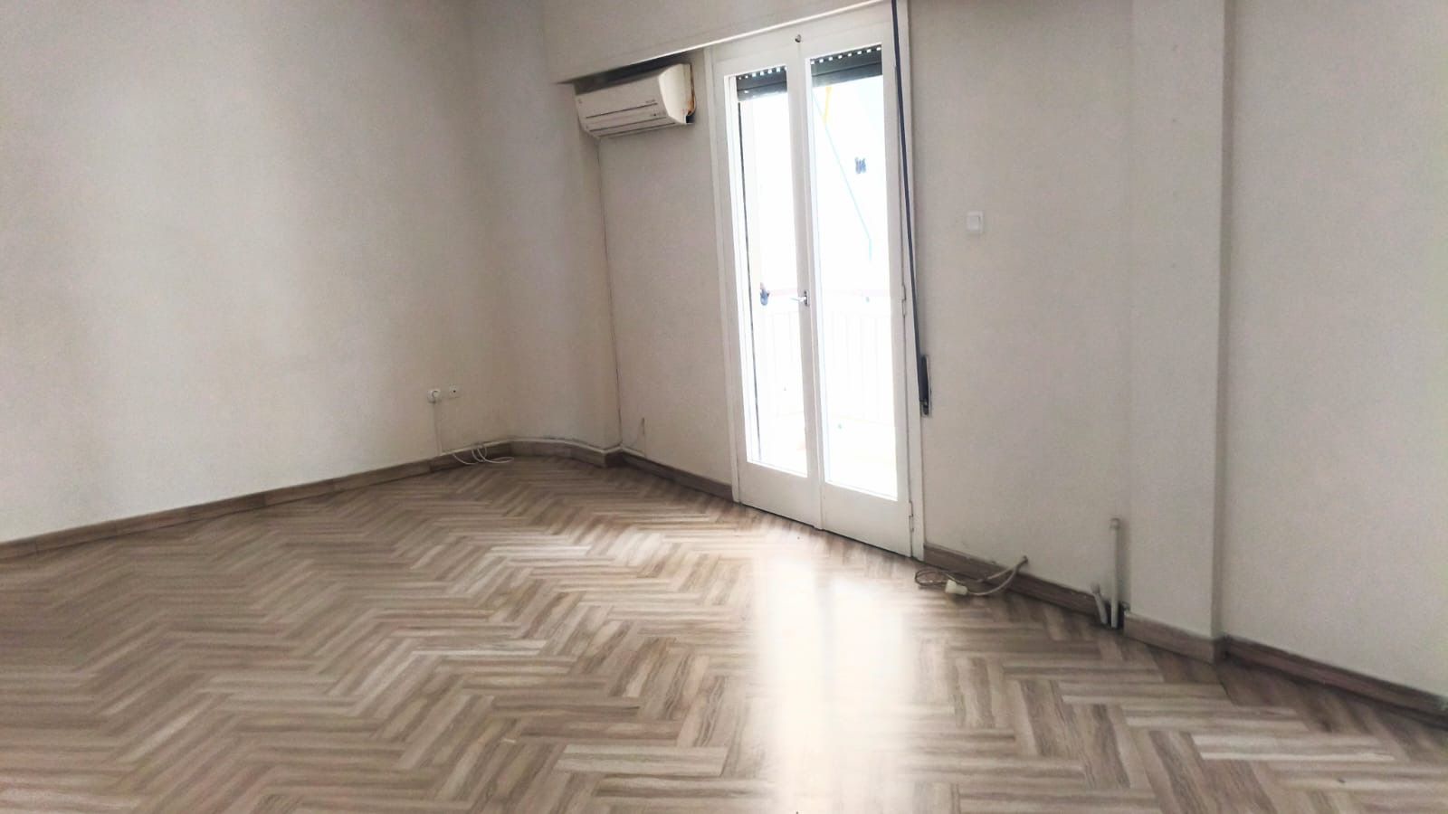 Bright and well-located apartment