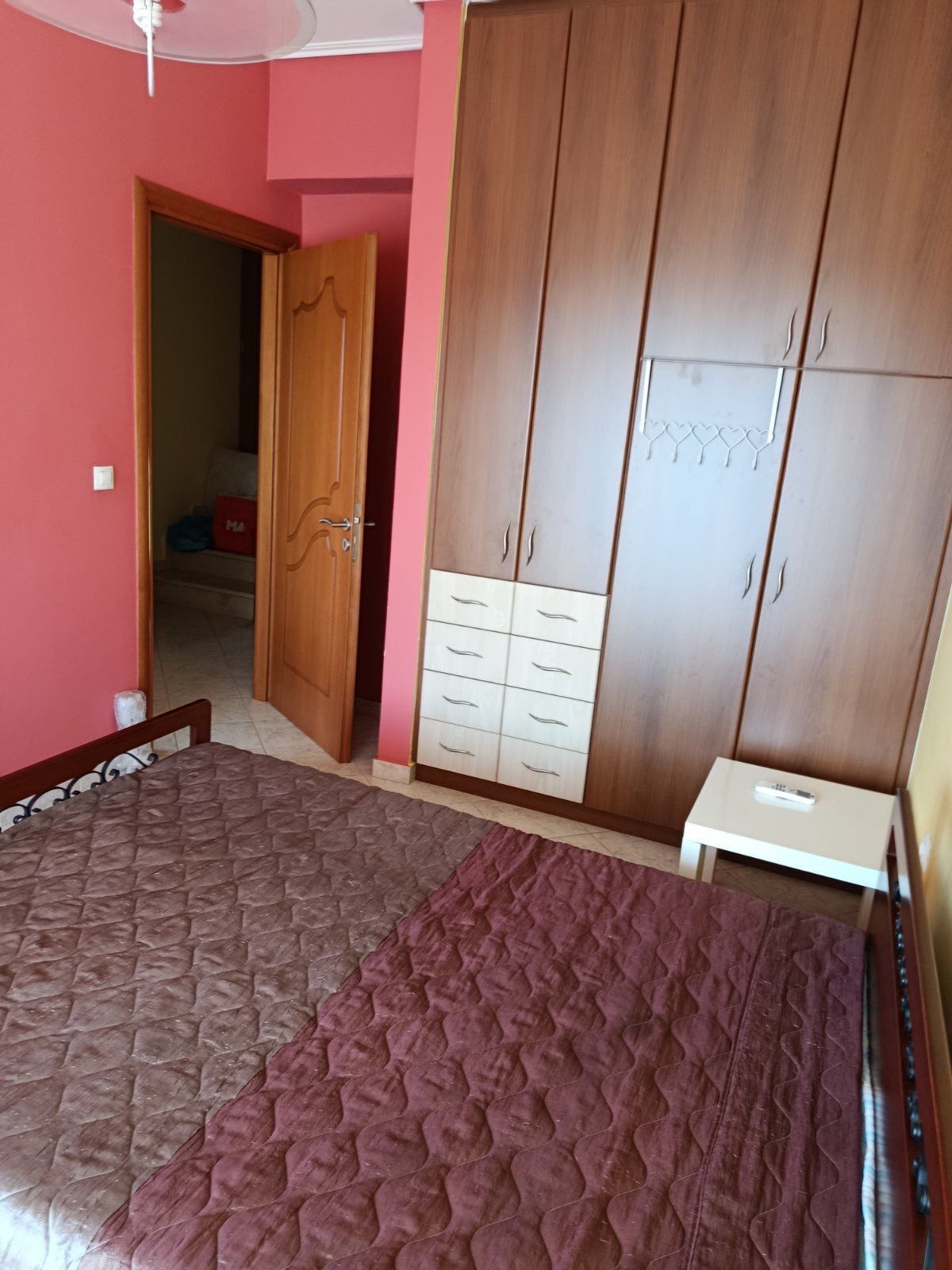 Built area: 180 sqm (3 floors,
