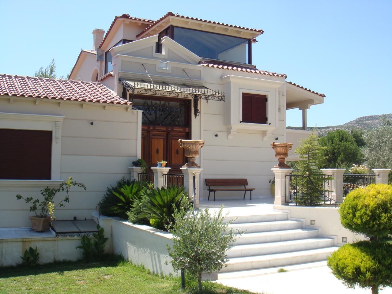 Land size: 4,000 sqm