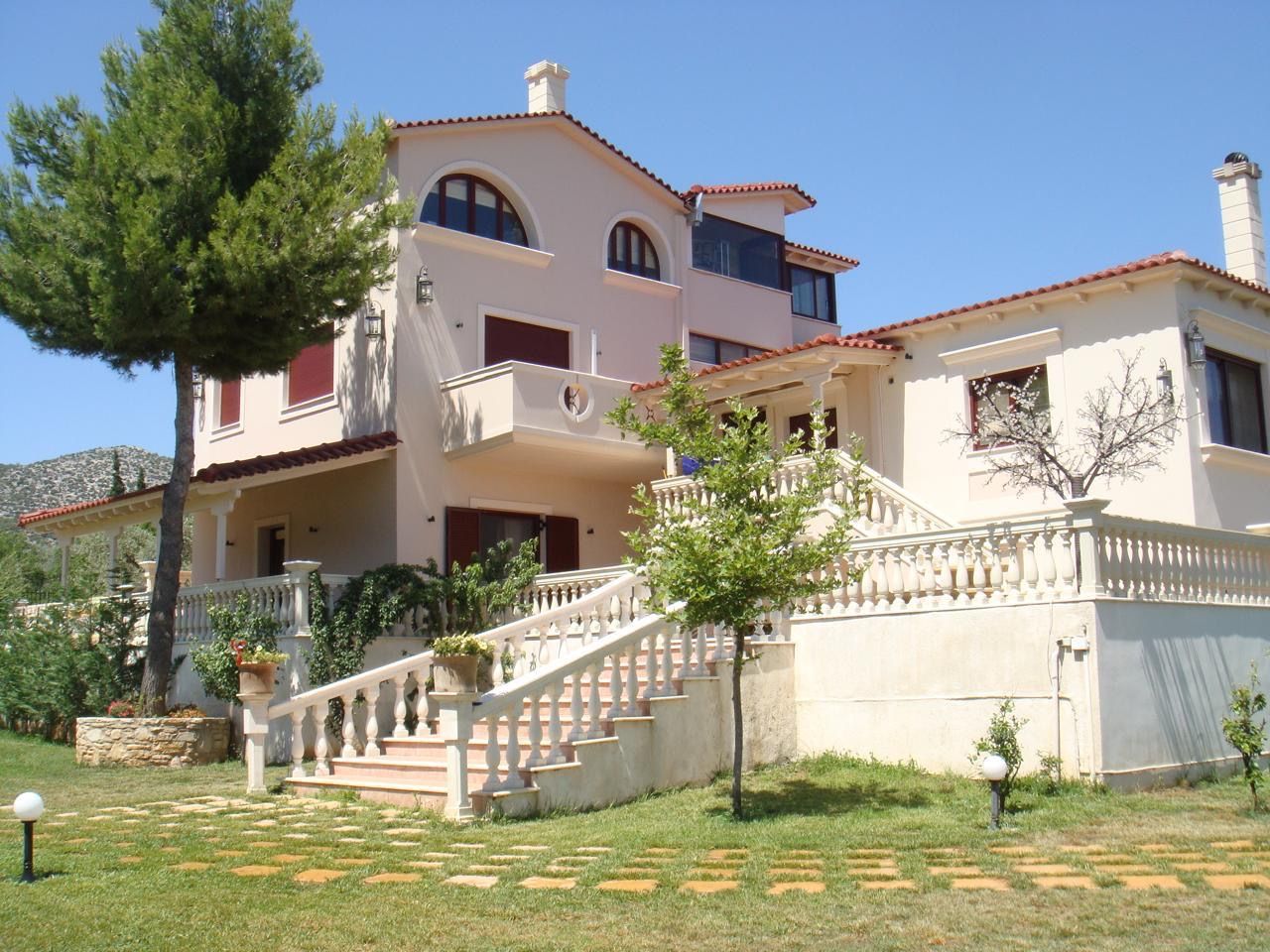 Land size: 4,000 sqm