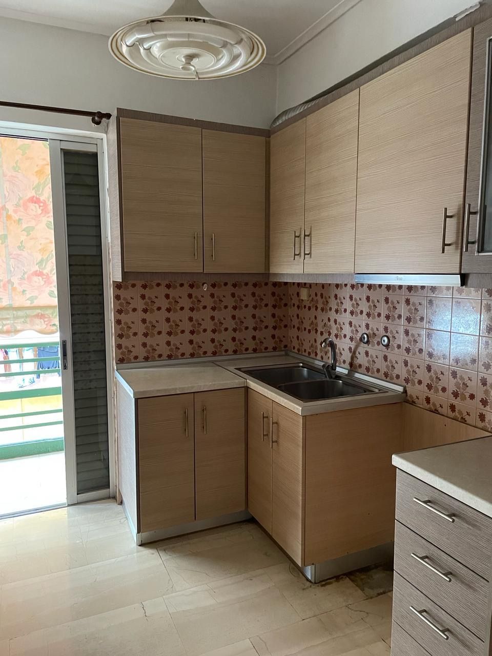 spacious 82 m² apartmen