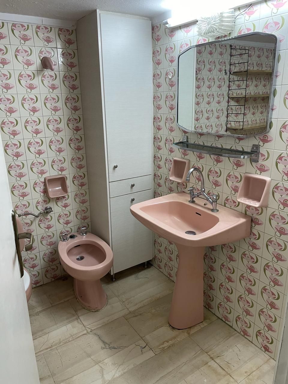 spacious 82 m² apartmen