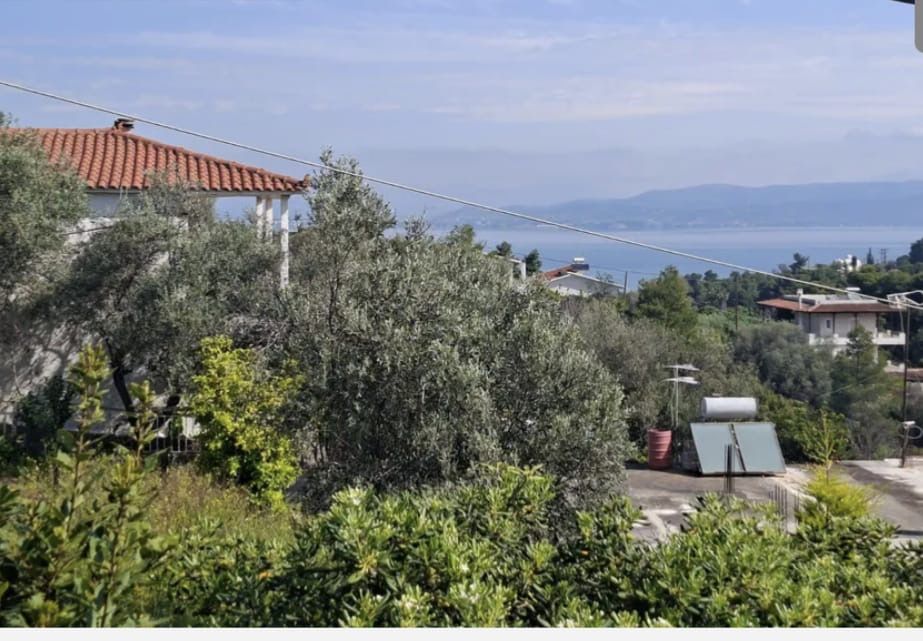 Located in the beautiful coastal area of Oropos,