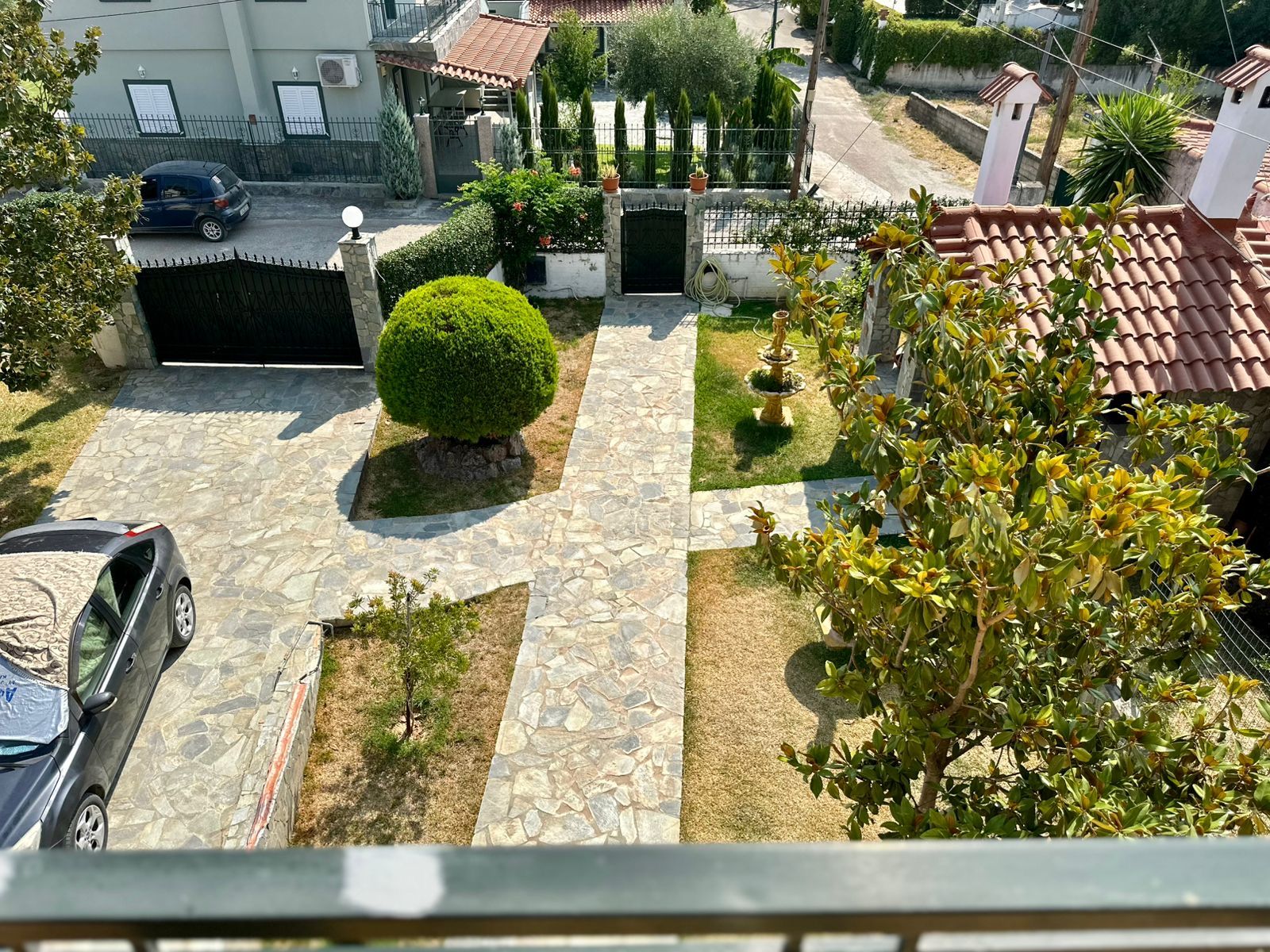 Distance to the Sea: 600 meters