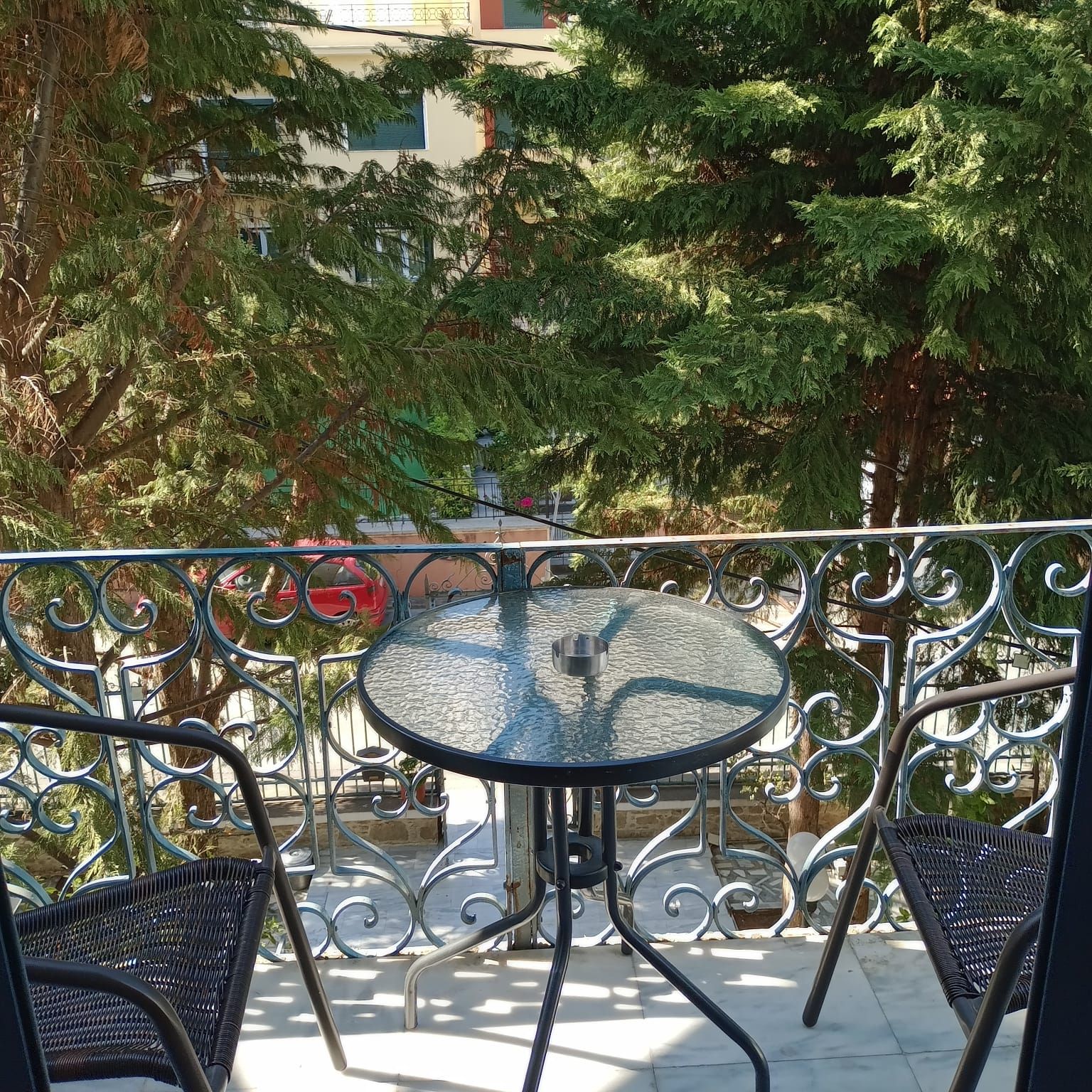 Accommodation: 12 luxury guest units including double rooms, suites and attic apartments