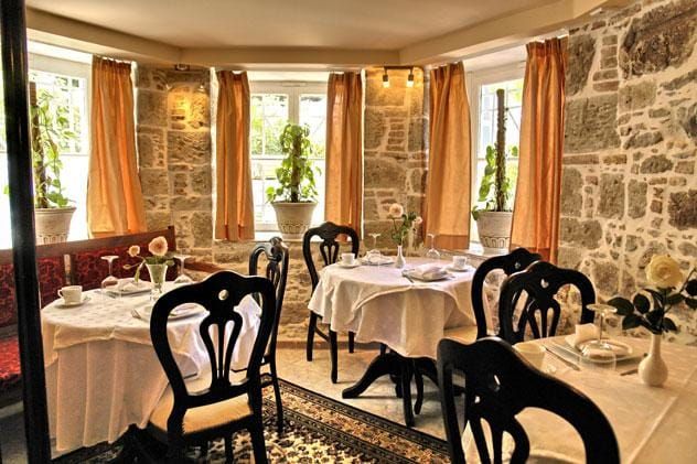 Accommodation: 12 luxury guest units including double rooms, suites and attic apartments
