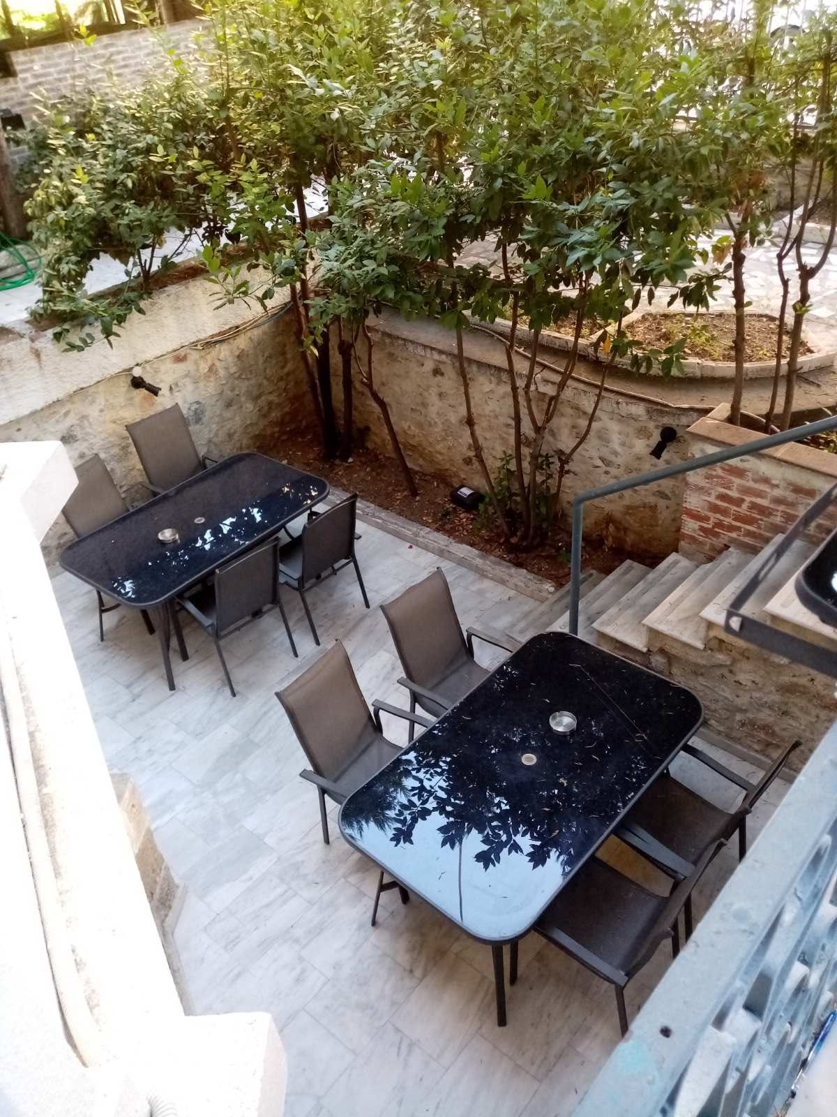 Accommodation: 12 luxury guest units including double rooms, suites and attic apartments