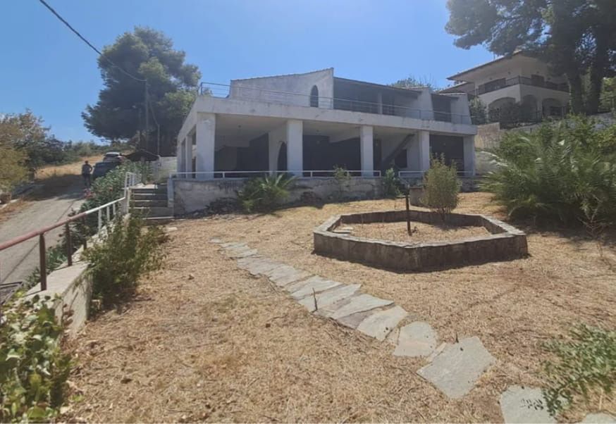 beautiful 180 m² private house
