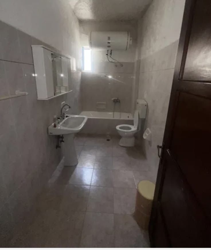 beautiful 180 m² private house