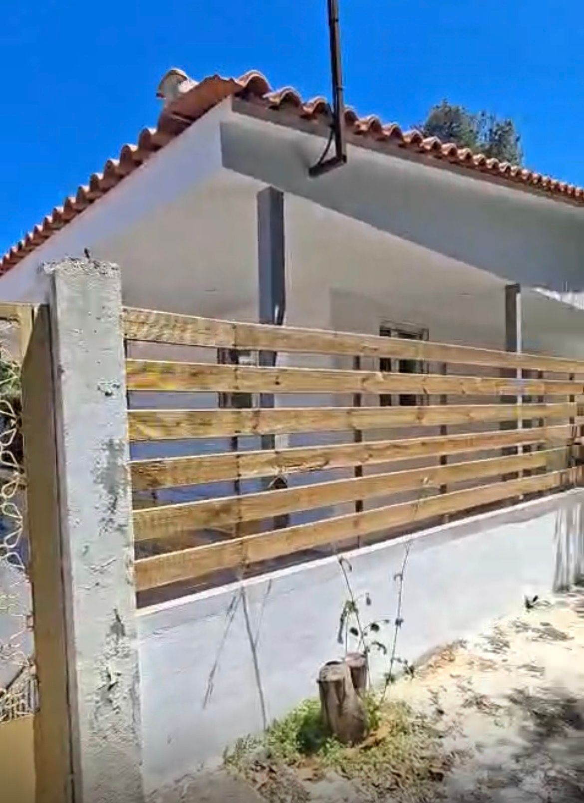 Discover this beautiful private home in Oropos,