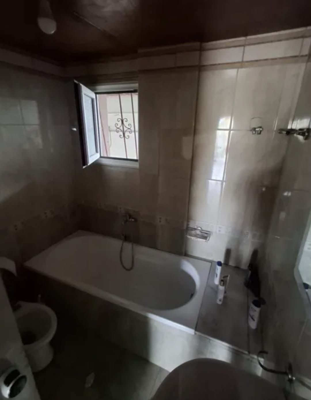 A great investment opportunity in Oropos,