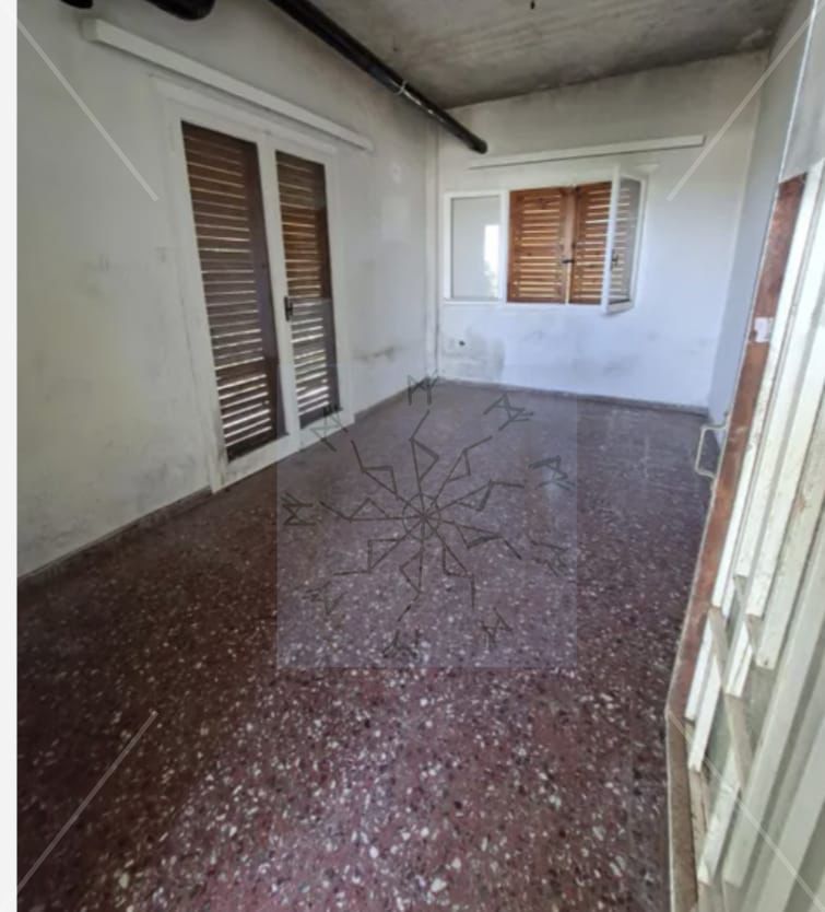 68 m² of existing living space on a 350 m² plot.