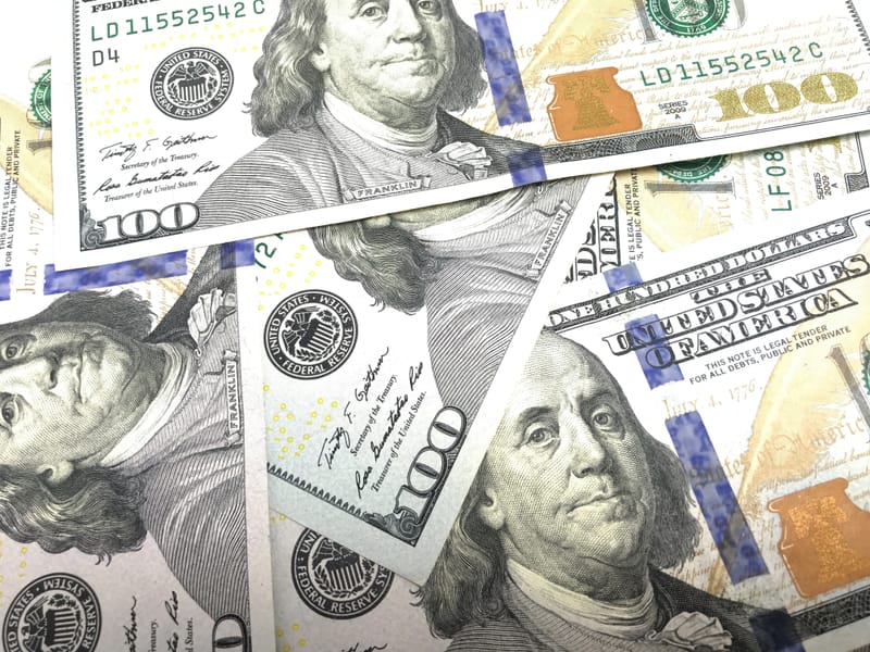 <font style="vertical-align: inherit;"><font style="vertical-align: inherit;">تخليص المعاملات الحكومية</font></font>