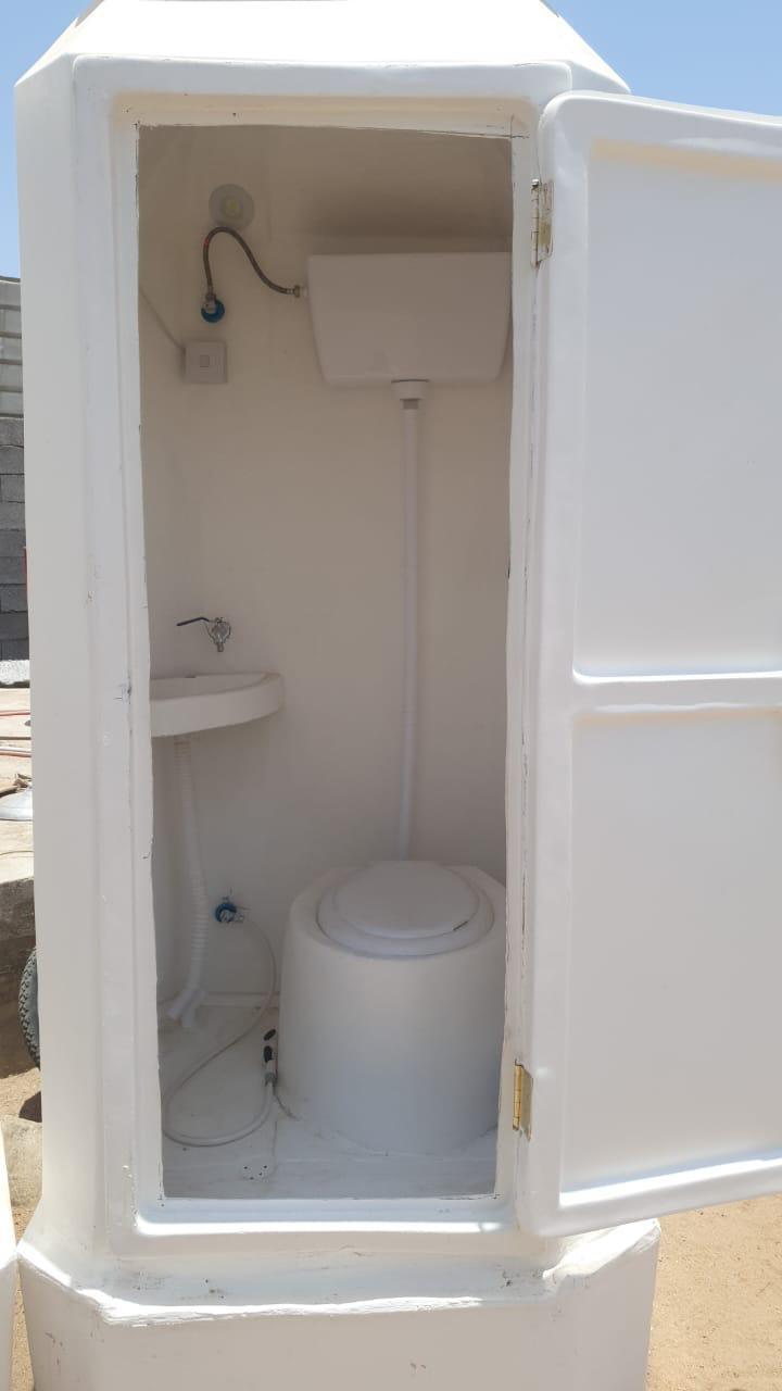 PORTABLE FIBERGLASS TOILET