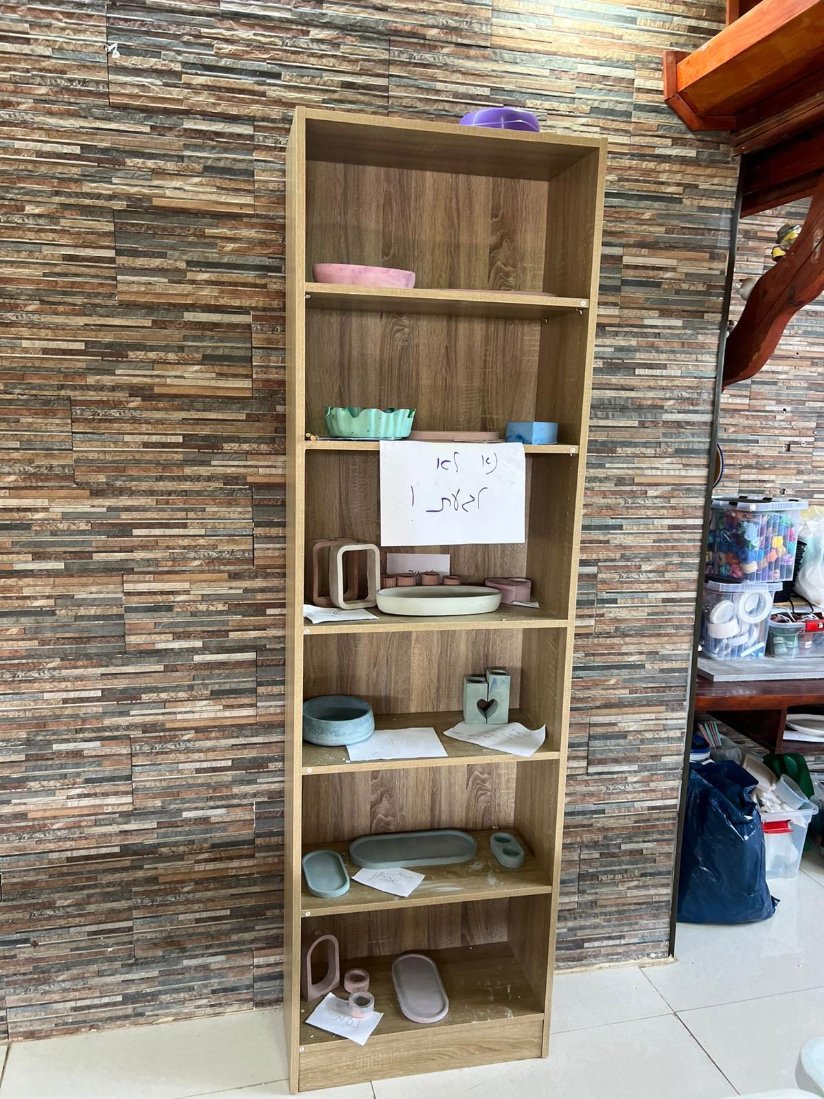 סדנת יציקת כלי נוי מבטון צבעוני